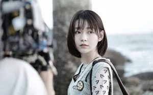 段奥娟请秀甜美胶片写真图片_3