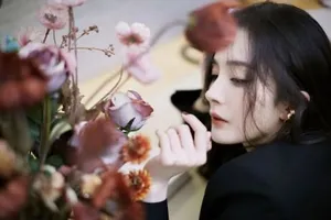 性感美女明星杨幂妩媚优雅写真_8