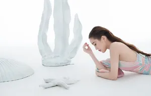 性感美女金莎妩媚优雅个性写真_6