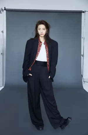 美女明星张楠时尚性感写真图片