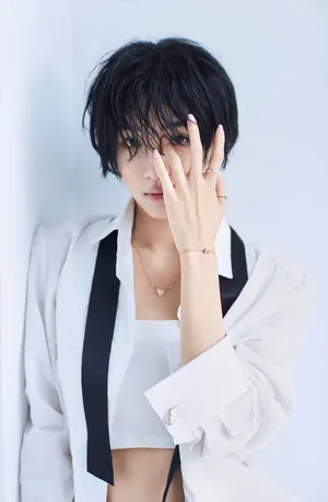 演员张楠品牌宣传海报写真图片_4