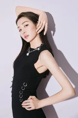 美女明星张楠魅惑性感写真图片