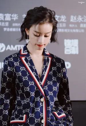 倪妮《拆弹专家2》首映慵懒随性造型图片_5