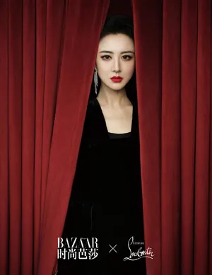薇娅性感红唇美艳写真图片_5