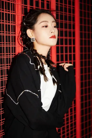 祝绪丹甜酷少女风写真图片_5