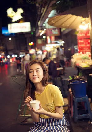 性感美女赵多娜妩媚妖娆性感写真_6