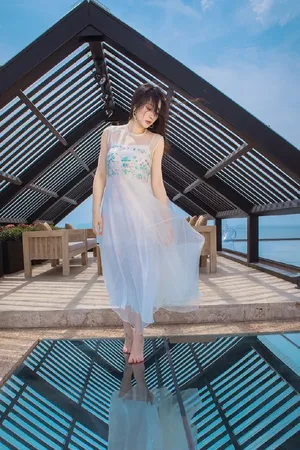 性感美女柳岩优雅个性写真_8