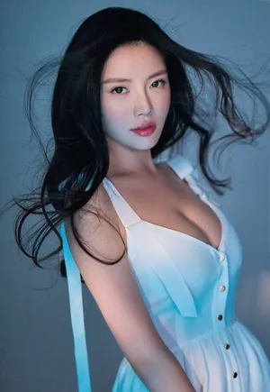 性感美女徐冬冬妩媚优雅个性写真_3