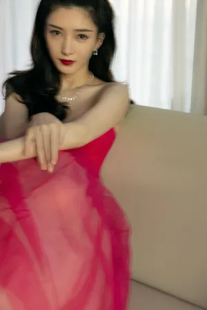 江疏影鱼尾裙性感写真图片_4