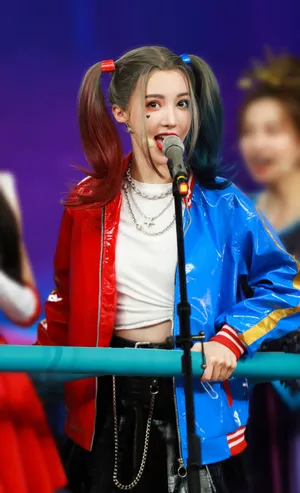 金晨小丑女造型酷美写真图片_9