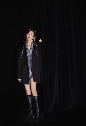 韩雪羊角辫甜酷性感写真图片_2