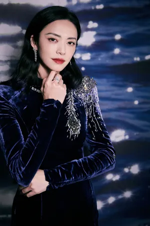 姚晨优雅蓝色长裙气质写真图片