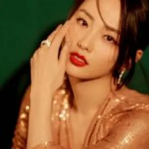 性感美女明星张嘉倪妩媚优雅写真_8
