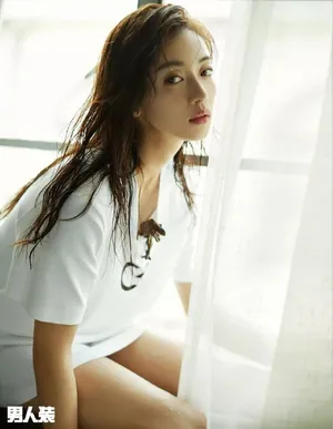 性感美女吴谨言妩媚优雅个性写真_6
