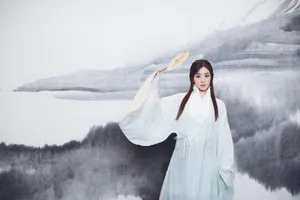 张含韵汉服造型甜美古风写真图片_2