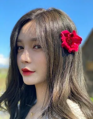 性感美女沈梦辰妩媚优雅个性写真_1