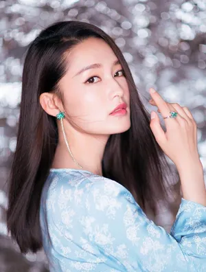 性感美女李沁优雅个性写真_4
