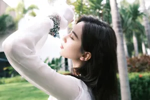 刘诗诗胶片风优雅气质写真图片