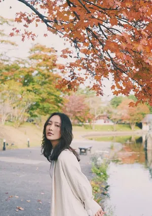 性感美女王鸥文艺妩媚优雅写真