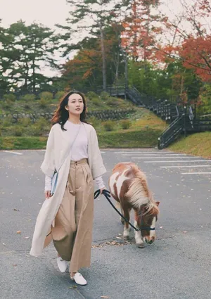 性感美女王鸥文艺妩媚优雅写真_2