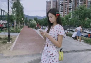 清纯美女沈梦辰妩媚优雅个性写真