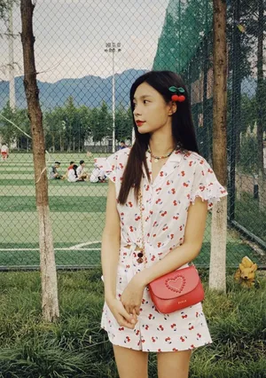清纯美女沈梦辰妩媚优雅个性写真_4
