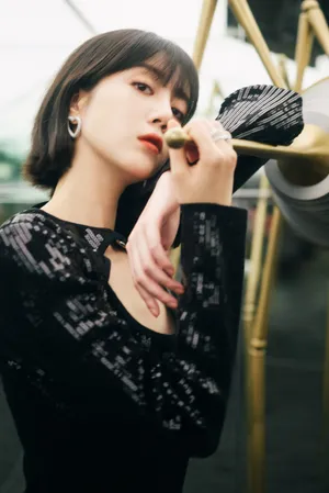 李溪芮瑞丽时尚盛典魅力性感写真