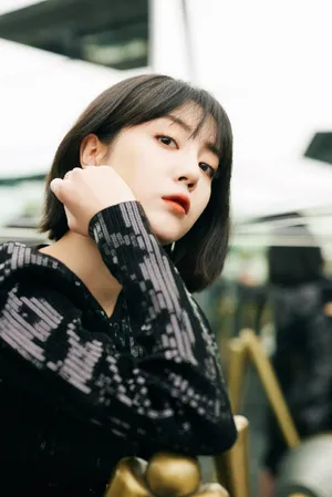 李溪芮瑞丽时尚盛典魅力性感写真_4