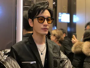 黄晓明休闲西装时尚潮酷帅照图片