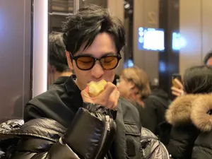 黄晓明休闲西装时尚潮酷帅照图片_4