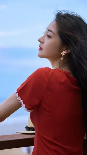 性感美女周洁琼妩媚优雅个性写真_4