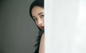 性感美女周洁琼优雅个性写真