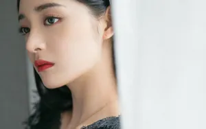 性感美女周洁琼优雅个性写真_4