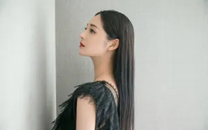 性感美女周洁琼优雅个性写真_7