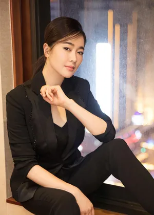 性感美女左小青优雅个性写真_3