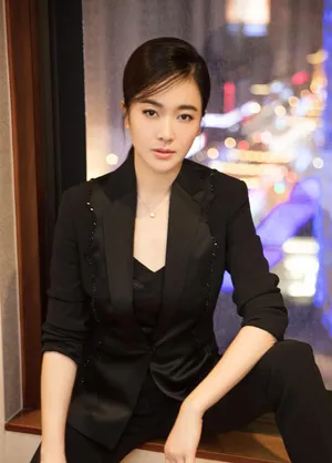 性感美女左小青优雅个性写真_4
