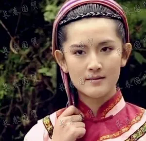 谢娜青涩旧照娇俏可人美照图片_3