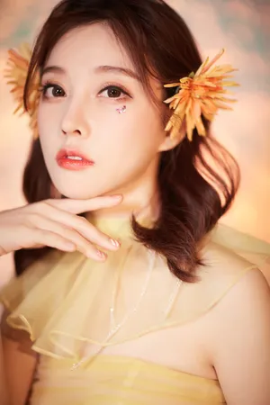 冯提莫曼妙动人曲线写真图片