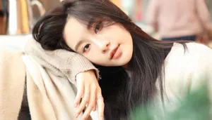 刘丁菡灵动俏皮自拍图片_3
