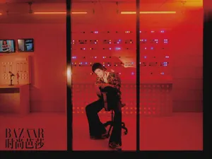 华晨宇时尚芭莎一月刊封面写真图片_8