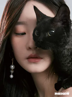 张艺凡刘些宁黑白双生大片写真图片_2