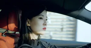 乔欣清甜酷美双面大片写真图片_5