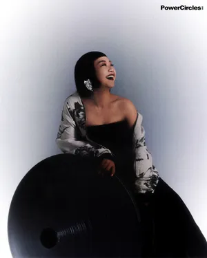 辣目洋子写真图片_1