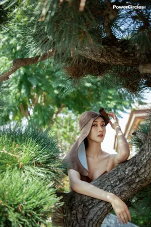 性感美女明星宣璐优雅时尚写真_4