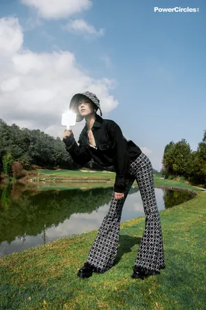 性感美女明星宣璐优雅时尚写真_5