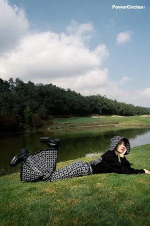 性感美女明星宣璐个性优雅写真