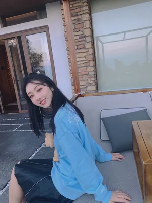 性感美女明星宣璐妩媚优雅个性写真_6