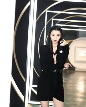 性感美女明星奚梦瑶妩媚优雅写真_6