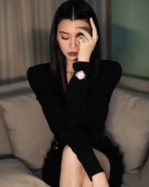 性感美女明星奚梦瑶妩媚优雅写真_8