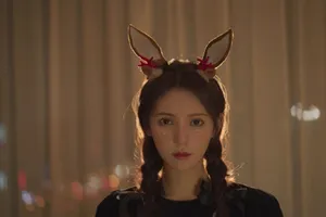 张予曦冰雪小鹿圣诞妆甜美图片_1